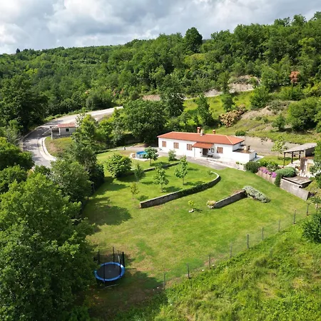 Istrian House In The Heart Of Tupljak - Smilovic Holiday home Potpican